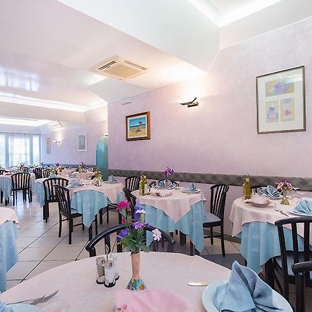 Albergo Villa Denny Rimini Dış mekan fotoğraf